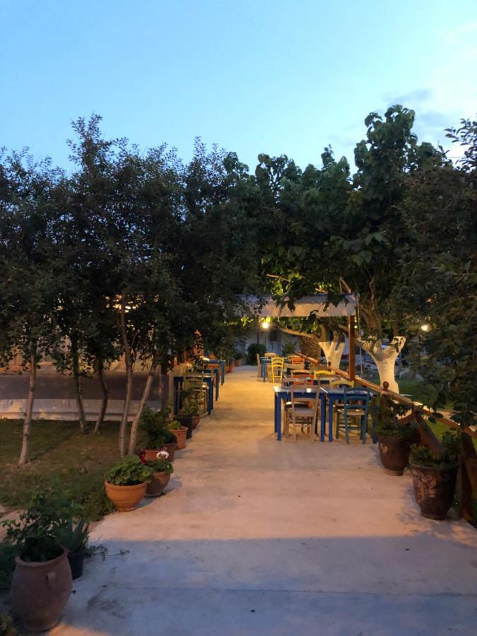 Gregory'S Village Plati  Exterior foto