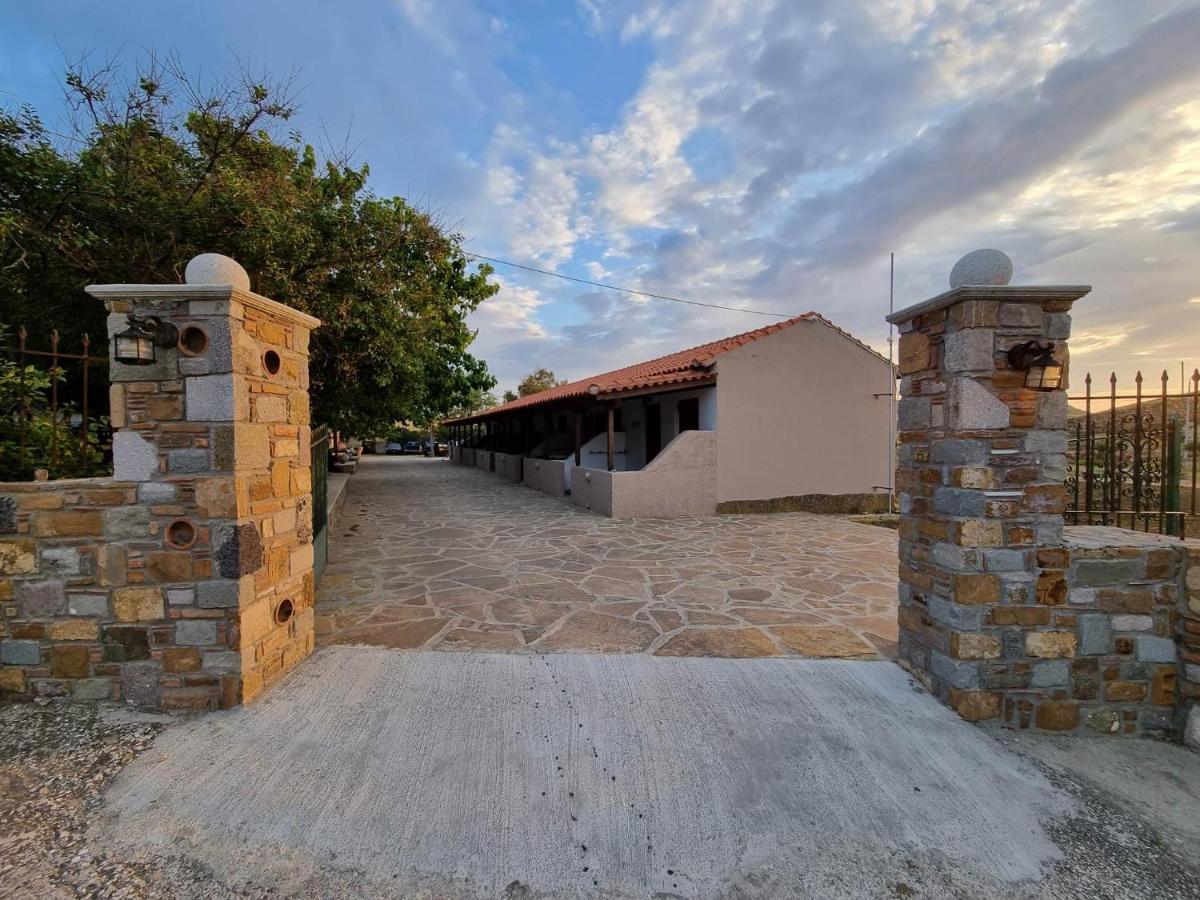 Gregory'S Village Plati  Exterior foto